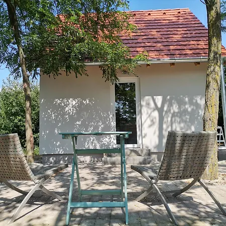 Akacliget Vendeghaz Holiday home Zamardi