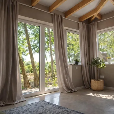 Ferienhaus Akacliget Vendeghaz *