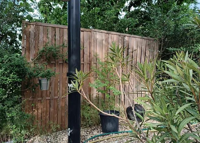 Akacliget Vendeghaz Ferienhaus Zamárdi