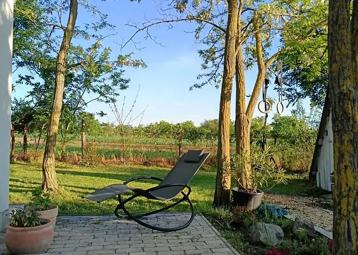 Akacliget Vendeghaz *