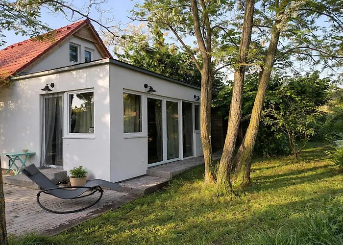 Akacliget Vendeghaz *